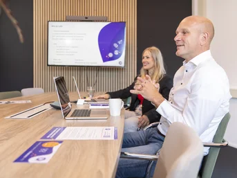 overleg social media marketing strategie uitbesteden